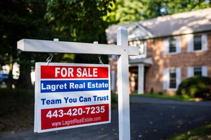 Mortgage rates hit a 20-year high