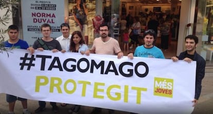 Ecologistas protestan contra la explotación turística del islote Tagomago, de 1.500 metros de largo y 113 de ancho.