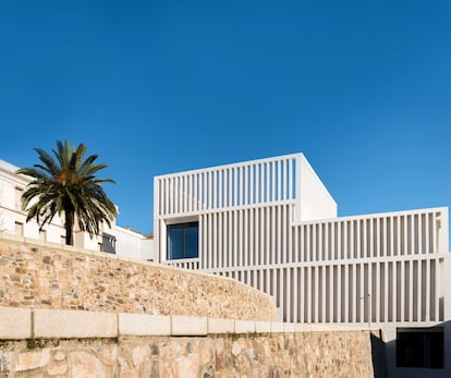 Vista exterior del museo Helga de Alvear en Cáceres, obra de Tuñón Arquitectos. 