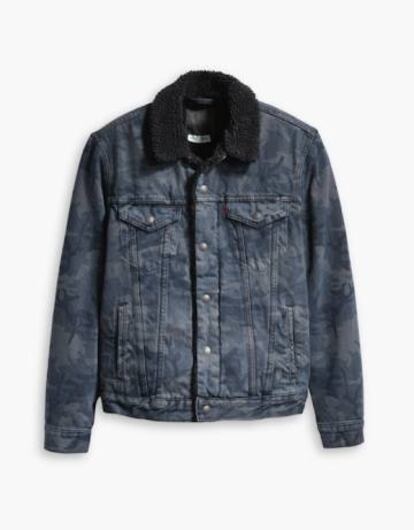 La versión sherpa de la clásica chaqueta Trucker de Levi's® incluida en la colección Fresh Leaves juega con el acabado del ‘denim’ y también con las proporciones de las prendas, una seña de identidad en la colaboración con Justin Timberlake.