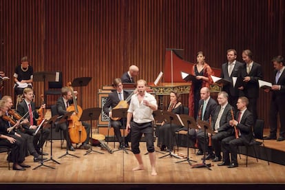 El grupo vocal Vox Luminis representa &#039;Rey Arturo&#039;, de Purcell, en el Festival de Aldeburgh.