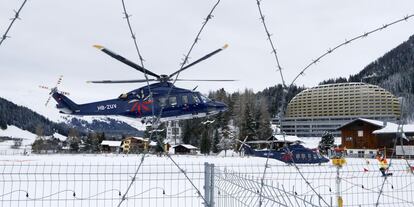 Helicópteros privados trasladan a Davos a participantes en la cumbre.