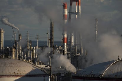 Refinería de petróleo en Kamisu, en Japón.