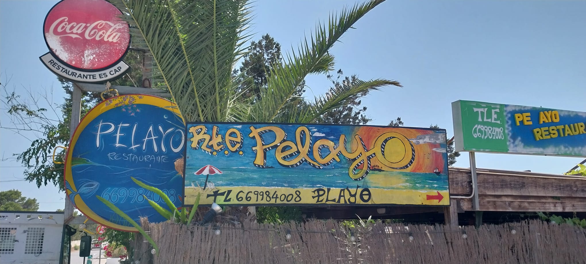 El cartel indicador del restaurante Pelayo en su nueva localización en Es Cap.