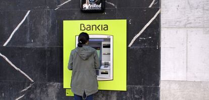 Uno de los cajeros autom&aacute;ticos de Bankia.