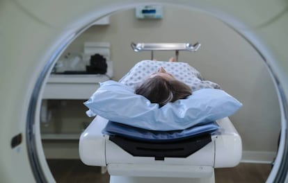 Una paciente durante una prueba médica.