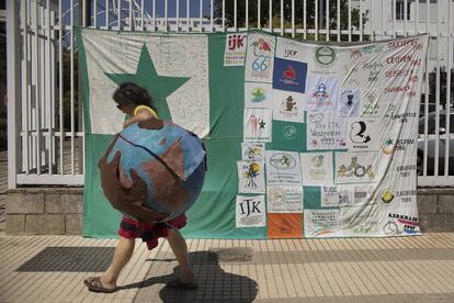 Pancarta con iconografía en esperanto durante el congreso de Badajoz.