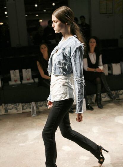 Modelo de Christopher Kane.