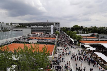 Panorámica de una de las zonas del complejo de Roland Garros.