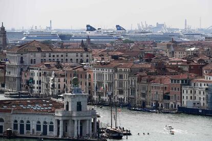 Vista general de Venecia con cruceros atracados en el puerto, el 9 de junio de 2019.