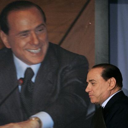 Silvio Berlusconi, durante una conferencia de prensa celebrada ayer en Roma.