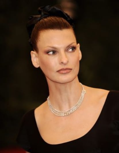 Linda Evangelista, el pasado 7 de mayo, en la gala inaugural de la exposici&oacute;n &#039;Schiaparelli y Prada: conversaciones imposibles&#039; en el Met de Nueva York.