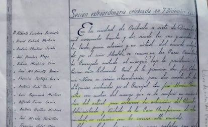 Una copia del acta de la comisión municipal que investigó el caso de abusos en Orihuela.