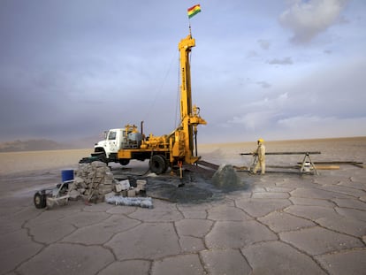Extracción de litio en Bolivia.