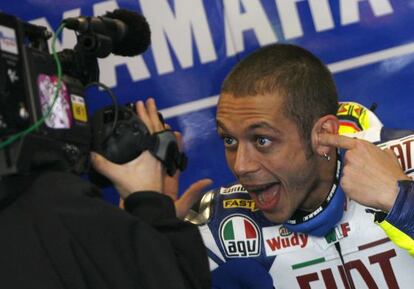 El piloto italiano de MotoGP Valentino Rossi durante una rueda de prensa.