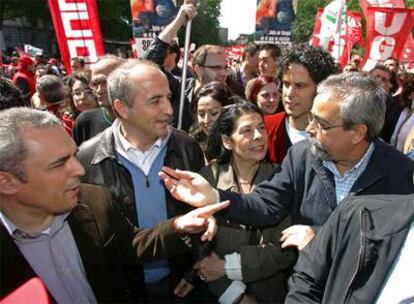 El ministro Miguel Sebastián en la manifestación del 1 de mayo en 2007, cuando era candidato a la alcaldía de Madrid.