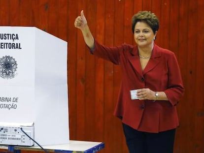 Dilma Rousseff durante a vota&ccedil;&atilde;o. 