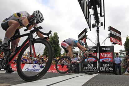 Greipel se impone en el <i>sprint</i> a Cavendish.