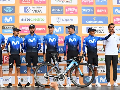 Presentación del equipo Movistar, con Nairo a la derecha, en Tunja.