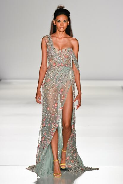 smag-ralph-russo-hc-rs20-0499