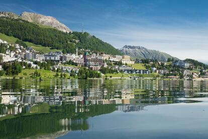 Vista de la localidad alpina de Saint Moritz, situada en el valle suizo de la Engadina.