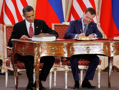 Obama and Medvedev sign the New START treaty in Prague; April 2010.