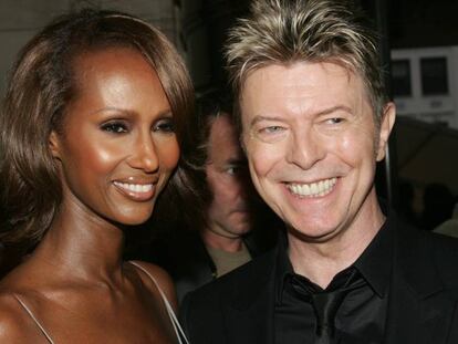 David Bowie y su esposa Iman, juntos en 2005.