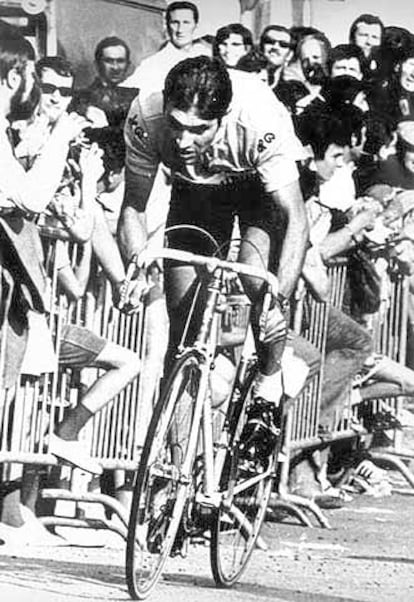 Todo un mito. "El Canbal" suba, volaba contra el crono y sprintaba. Merckx devor a todos sus rivales en la carretera. Los a?os 1969, 70, 71, 72 y 74 alzaron a uno de los mejores ciclistas de la historia. Dominaba la especialidad de la contrarreloj y en la monta?a no tena rival.