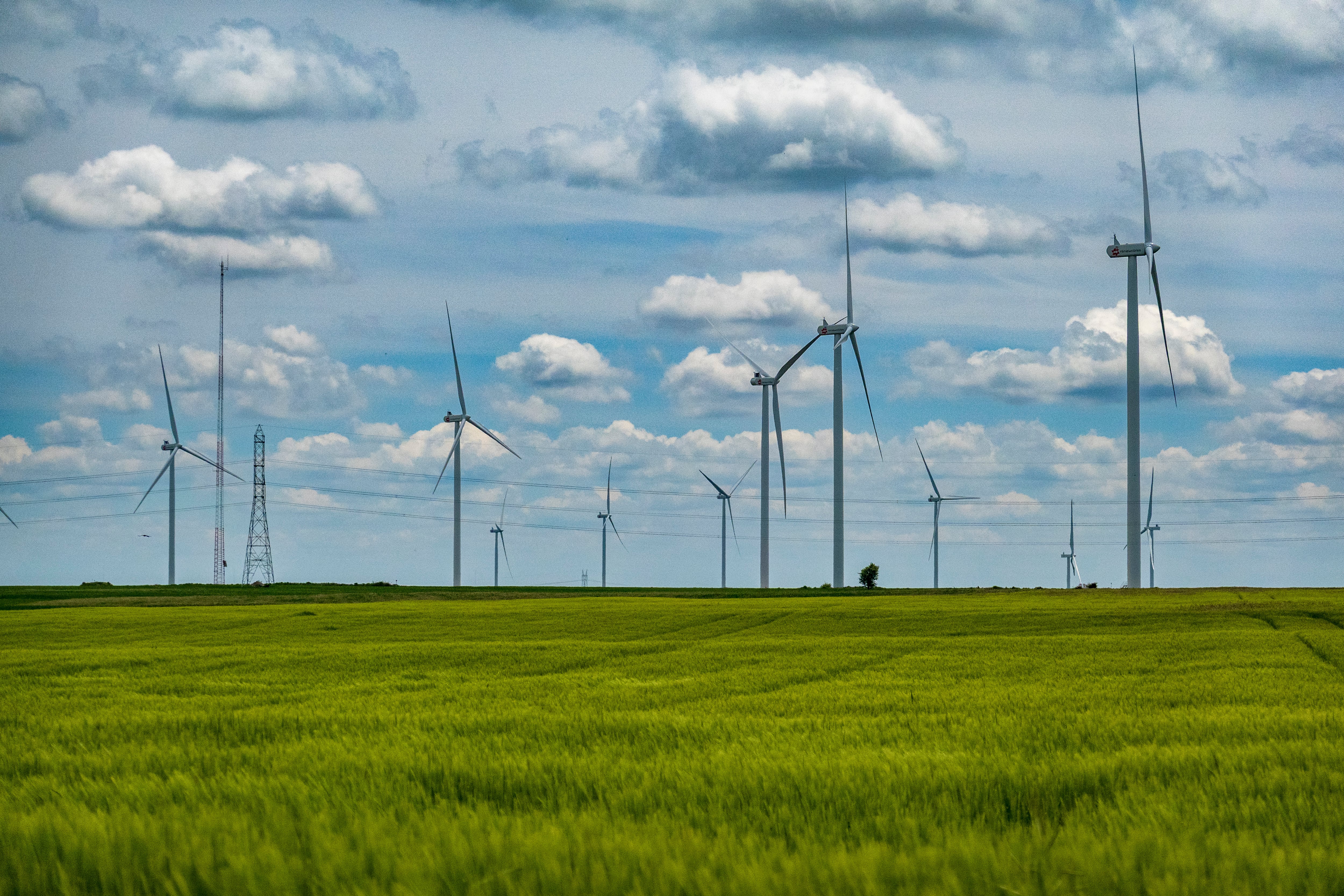 Bélgica embarga otros 482 millones a la empresa estatal Enaire por el impago de las primas renovables