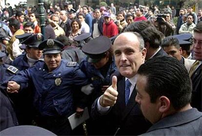 El ex alcalde de Nueva York Rudolph Giuliani, el martes 14 de enero en una visita a la capital de México.