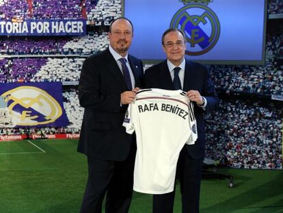 Florentino Perez presenta al nuevo entrenador del Real Madrid, Rafa Ben&iacute;tez