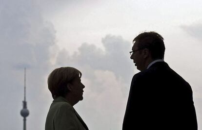 Angela Merkel, con el primer ministro serbio