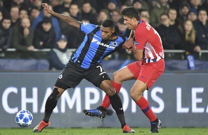 Wesley Moraes y Rodrigo Hernández durante el partido de Champions.