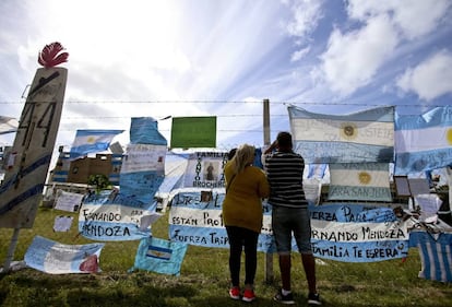 Familiares de tripulantes do submarino argentino ARA San Juan.