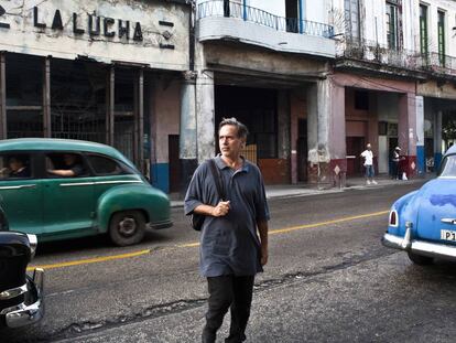 Patricio Wood, que encarna a Miguel, en una imagen de 'Últimos días en La Habana'.