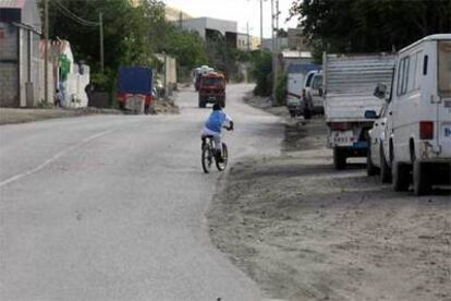 El poblado marginal de Cañada Real donde está el desguace al que Jardelino llevaba los coches.