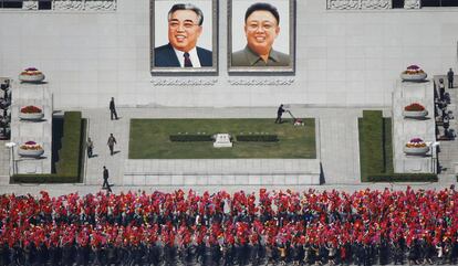 Os ensaios para o desfile em homenagem a Kim Il-Sung, em Pyongyang, na quarta-feira.