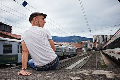 Fito, en la estación de Abando de Bilbao.