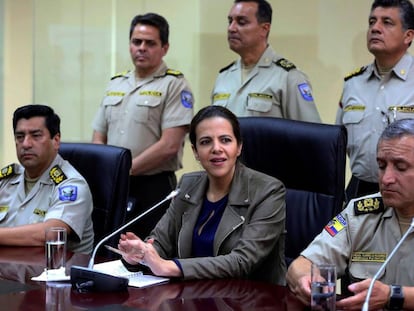 Conferencia de presenta el lunes de la ministra de Interior de Ecuador, María Paula Romo, sobre la agresión a una mujer. 
