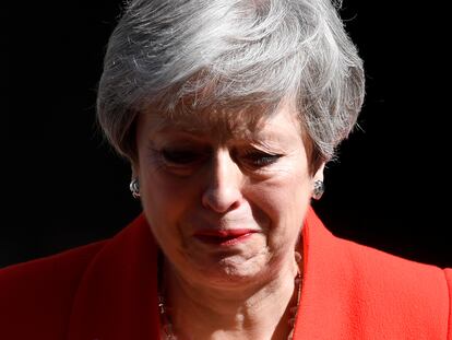 British Prime Minister Theresa May reacts as she delivers a statement in London, Britain, May 24, 2019. REUTERS/Toby Melville