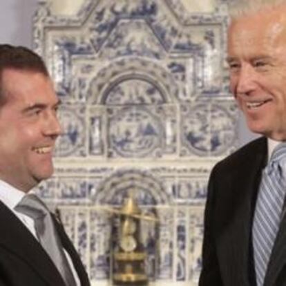 El Vicepresidente de EE UUU Joe Biden y el Presidente ruso Dmitry Medvedev, en su encuentro en la residencia presidencial de Gorki