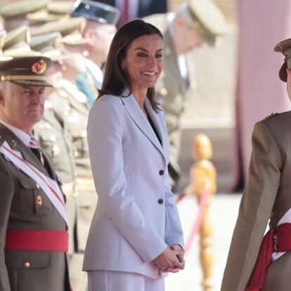 En Reino Unido ven esta imagen de Letizia con Felipe VI y sacan una conclusión muy clara