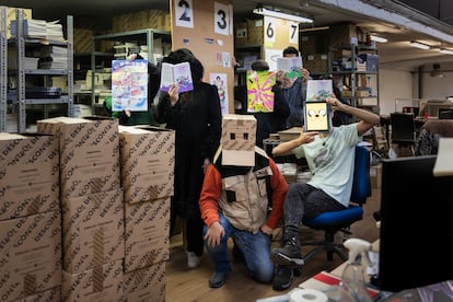 Los creadores de Proyecto Una, en su sede en Can Batlló, Barcelona.