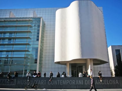 El Macba, de l’excel·lència europea a ser 'kunsthalle' de províncies. 