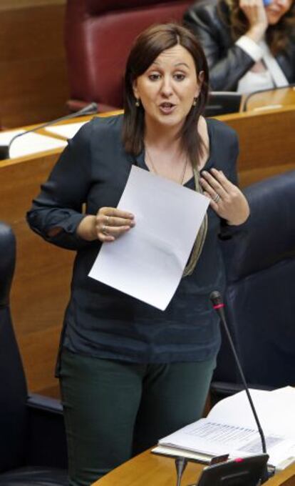 La consejera Mar&iacute;a Jos&eacute; Catal&agrave; en una intervenci&oacute;n en las Cortes Valencianas.