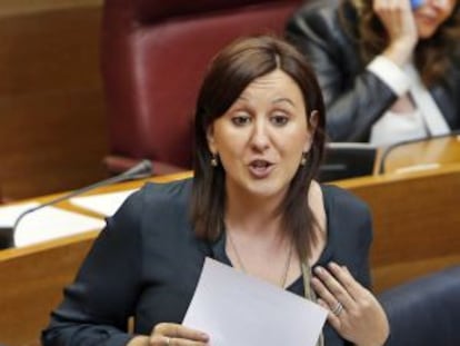 La consejera Mar&iacute;a Jos&eacute; Catal&agrave; en una intervenci&oacute;n en las Cortes Valencianas.