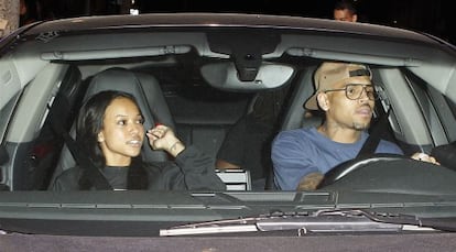 Chris Brown, con su actual pareja.