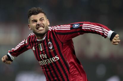 Antonio Nocerino celebra un gol del Miln ante la Juve.