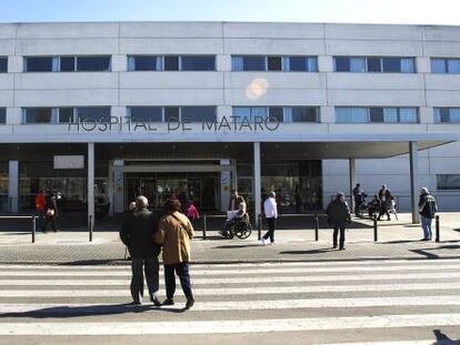 Façana principal de l'Hospital de Mataró.