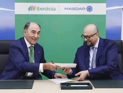 El presidente de Iberdrola, Ignacio Sánchez Galán, y el CEO de Masdar, Mohamed Jameel Al Ramahi.